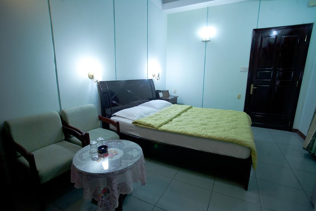 Golden Gate 1 Hotel Da Nang Rom bilde
